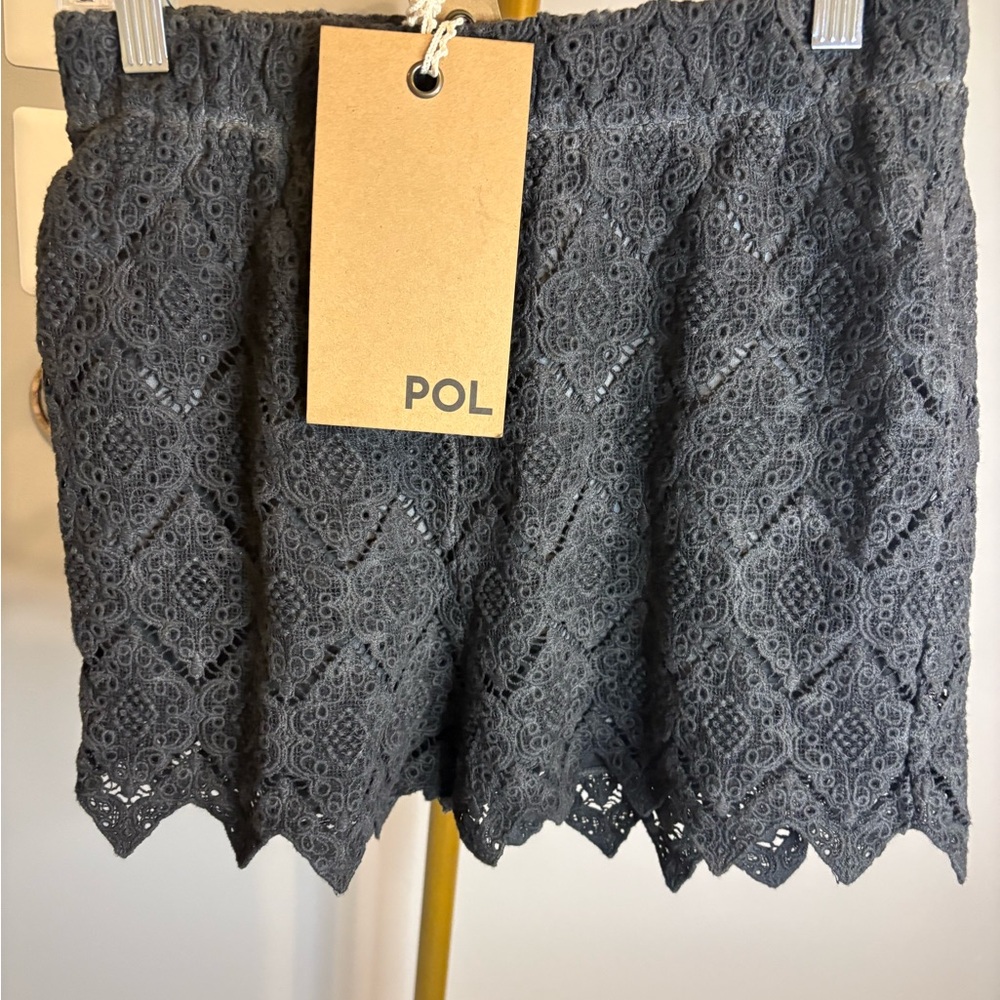 POL Black Lace Scalloped Hem Shorts
